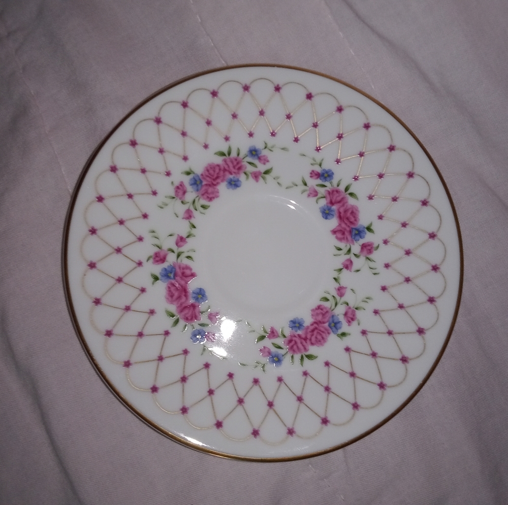 Royal Cornwall Saucer Imperial Collection Her Majesty's Private Service